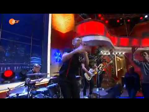 KRAFTKLUB - Schüsse in die Luft [live bei ZDF: Die Anstalt]