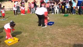 Smart Reader Kids (Pn. Zeha) - Sports Day 2012 - I Can Help You, Mummy (4 years old - Group 2)