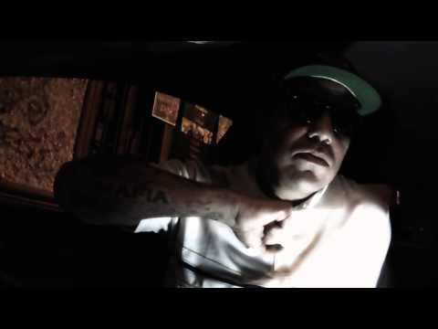 VIVIENDO ENTRE DEMONIOS (PREVIO)