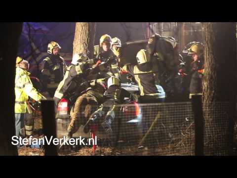 Twee zwaar gewonden bij ernstig ongeval Eperweg Nunspeet - ©StefanVerkerk.nl