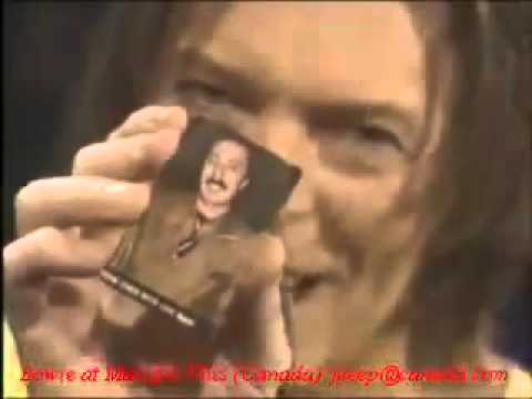David Bowie Loves Mahir - I Kiss You!