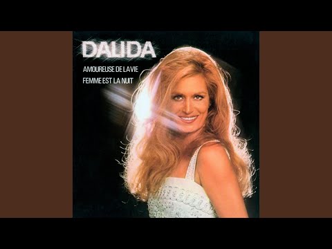 Et tous ces regards – Dalida
