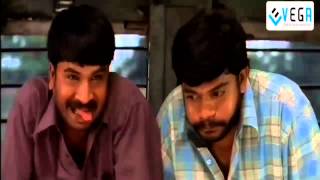 Venky Movie - Ravi Teja Introducing his Friends to Sneha