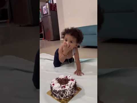 Ashvik's Cake Smash Video