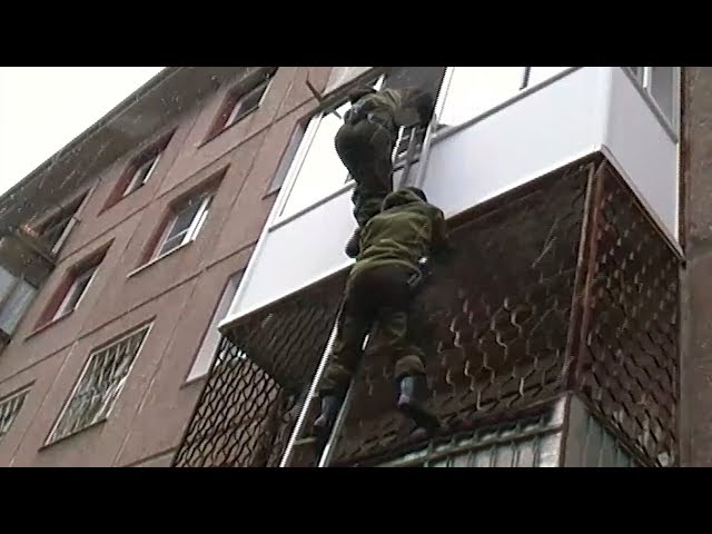 Двух наркодилеров задержали в Ангарске