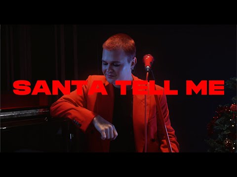 Santa Tell Me - Red Sebastian (Live cover at Alaska Studios)