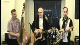 ELVISFESTIVALEN I VÄSTERÅS 2010:Kent Wennman Rockabilly Trio - You´re a heartbreaker.VOB