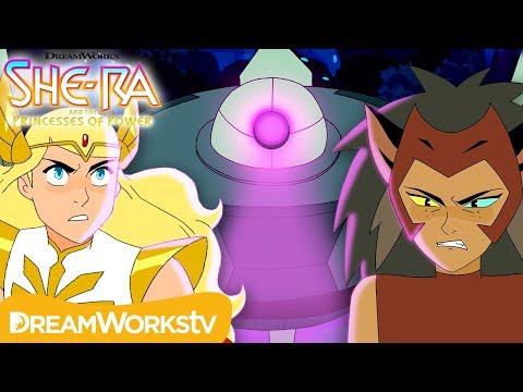 Catra Sends Horde Bots to Attack the Princesses | SHE-RA AND THE PRINCESSES OF POWER