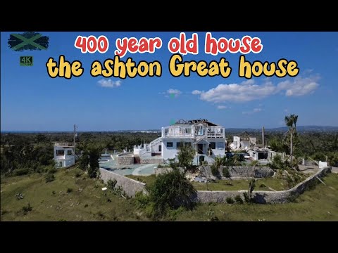 400 year old house still stands tall in st.Elizabeth , 1600th  georgian design still shines. 