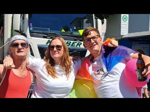 CSD München 2022 - Luca Fabièn Dotzler mit dem CSD Nürnberg