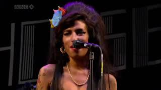 Amy Winehouse - Cupid Live At Glastonbury (2008)