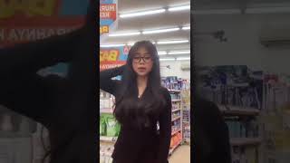 Download lagu uang bisa merubah nya💅#shorts #cimoy #glowup mp3 Download lagu uang bisa merubah nya💅#shorts #cimoy #glowup mp3