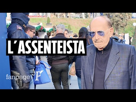 Il deputato Angelucci in platea ad Atreju per Meloni, ma quest'anno non è mai andato in parlamento