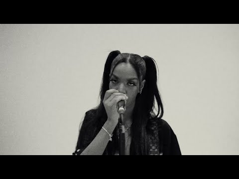 BAYLI - think of drugs (LIVE FROM LONDON)