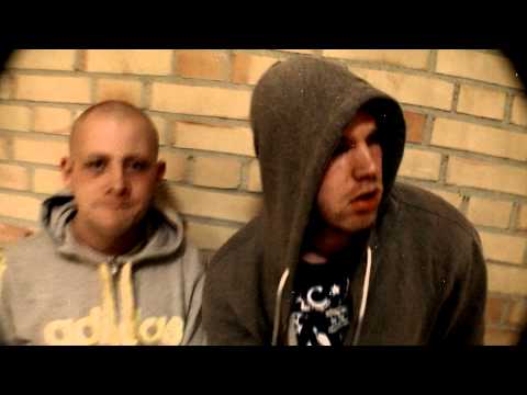 Ampull & David Kroon - "Sjuk i Huvet" Officiell Musikvideo
