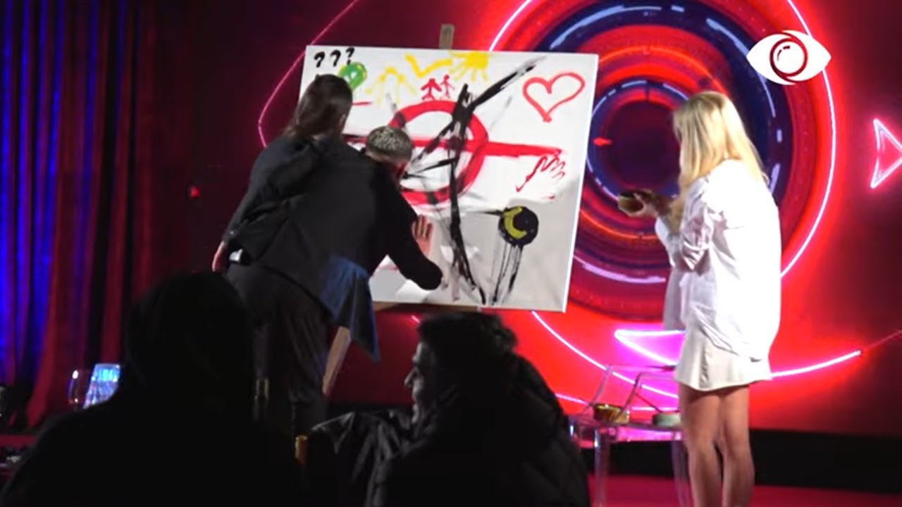 Kiara dhe Luizi lënë gjurmët e duarve në telajo