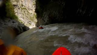 preview picture of video 'The Arachtos River Whitewater paddling 2nd section - Krysy.Net'