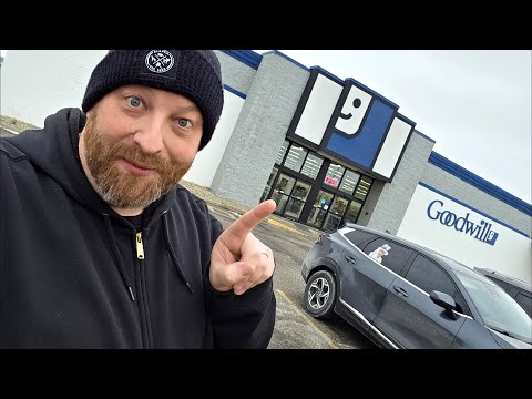 GOODWILL SHOPPING for eBay RESALE TREASURES! Daily Vlog 17