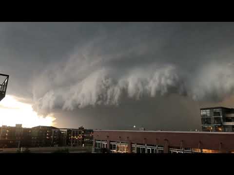 The stunning shelf cloud spotted over Minneapolis in a timelapse filmed on July 12, 2022