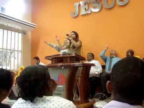 Melissa Dantas- Amigo Espirito Santo- Igreja da Helena Raquel 04-01-14