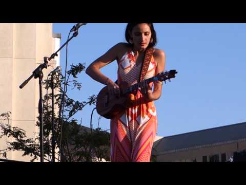 Taimane Gardner Performs at San Diego Ukulele Festival 2015