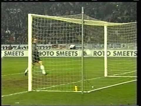 1997 November 25 Ajax Amsterdam Holland 4 Bochum Germany 2 UEFA Cup