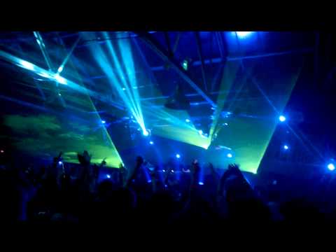 Lange Playing Matt Davey feat. Kate Downman - Sunrise Here I Am @ Boxxed Warehouse