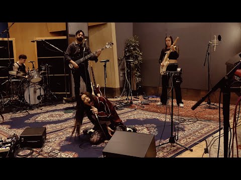 Courtney Hadwin -  MONSTERS (Live At Metropolis Studios)