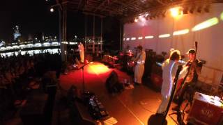 Super Furry Animals live at 4Knots Music Fest - NYC 2015
