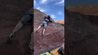 Video thumbnail: El Pedestal, 5+ (sit). Mont-roig del Camp