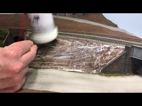 Building A OO Gauge Model Railway: Scenic Developments