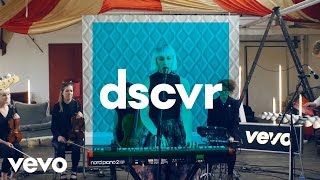 Vaults - Cry No More - Vevo dscvr (Live)