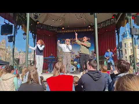 De ketnetband 100 procent in plopsaland