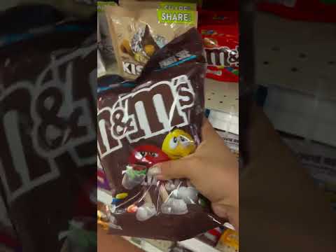 ASMR || M&M PARTY PACK HUGE DELICIOUS 🤤 #youtubeshorts #shorts #asmr #satisfying #yummy #fypシ