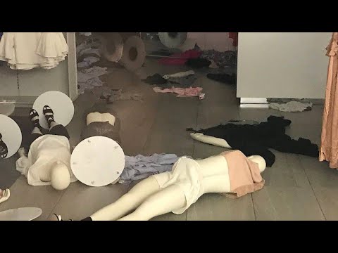 Protesters in South Africa loot H&M