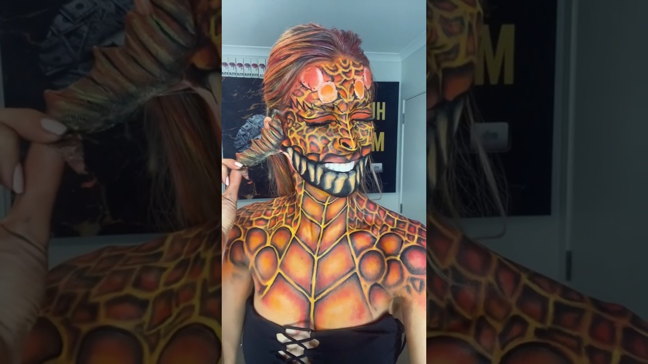 This dragon makeup took me 6 hours now it has to go…😳😨