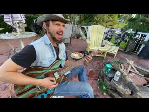 Charlie Tona's custom built Fat Bottom Sapphire Sequoia Demo