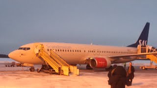 preview picture of video 'Short business trip to Lapland, some Aurora Borealis visible through clouds'