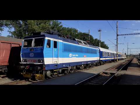 Odjezd 362.167 v čele nehodového vlaku ze stanice Prostějov / 21. 5. 2020/