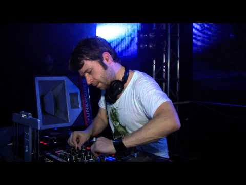 Lange@Enchanted Music Festival 2010[HD]