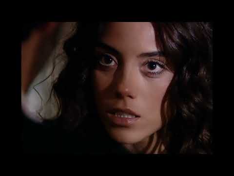 sila en castellano: sila logra entrar en la habitación de yezda pero es descubierta por Boran