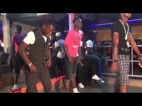 Rmano Zion en prestation au matignon