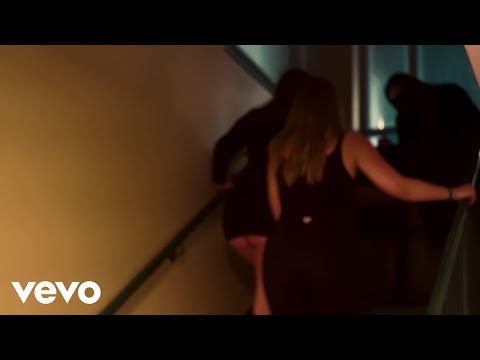 Jordi Boss - GIVE ME THE 100 (Official Music Video) ft. Michael