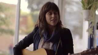 GOOD LOVELIES  - Don't Hold Back (live)