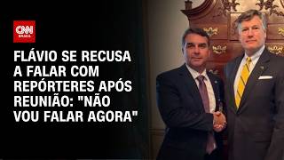Vídeo: Flávio se recusa a falar com repórteres após reunião: "Não vou falar agora" | CNN 360º