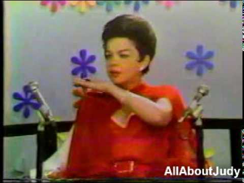 Judy Garland - Interview (The Mike Douglas Show - 1968)