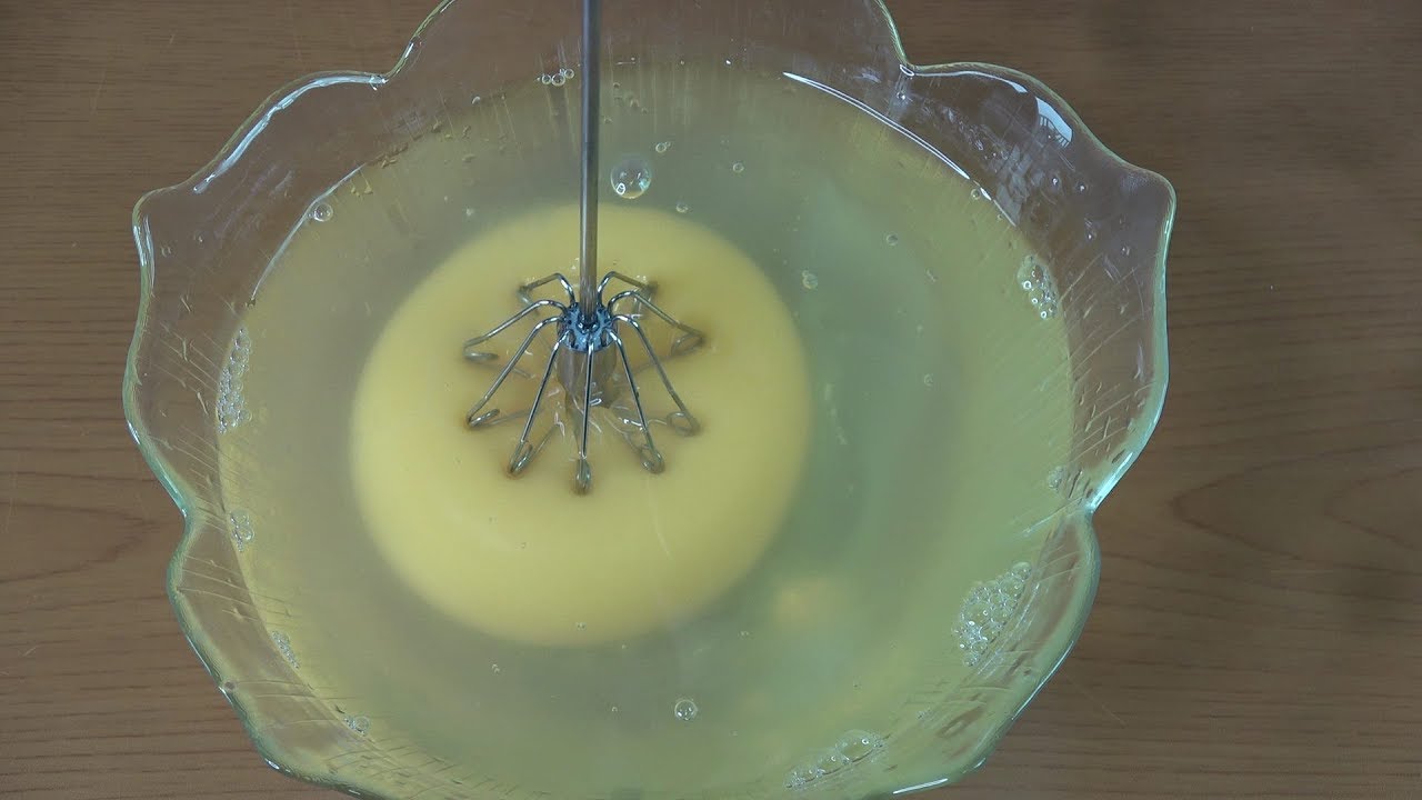 朝ごはん作ってみた『謎の生物の卵のプリン』