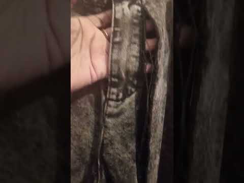 Fashion Nova - Damaged material