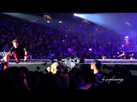 141108 SS6HK - Walkin' @ Super Show 6 Hong Kong [FANCAM]