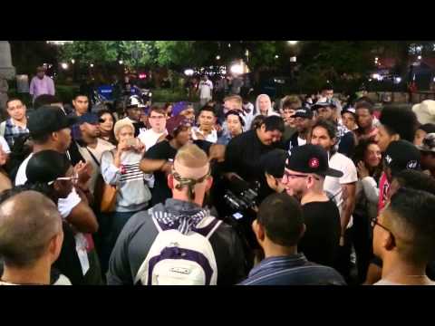 Street Rap Battle!! NEW YORK-union square!!